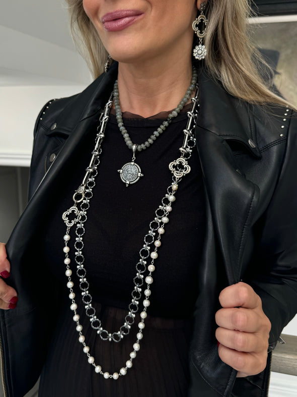 Sundance Necklace - Black and Silver